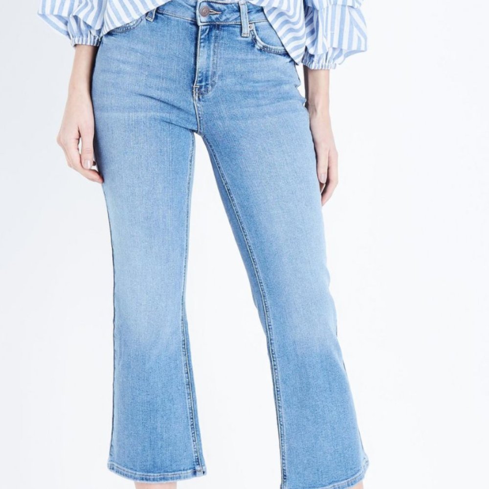 New Look, light denim, mid-rise kick flare jean
